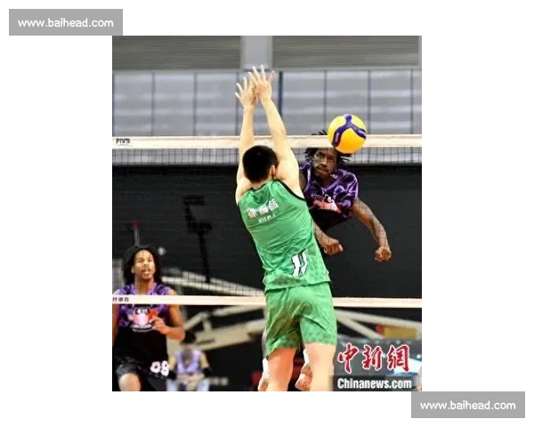 托雷斯中国行 Day2 燃爆山城！颠球神技 + 友谊赛献技，球迷热情掀翻现场